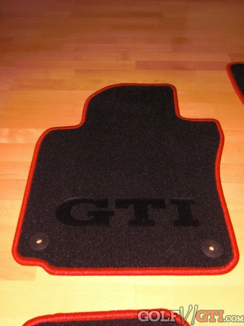 Fußmatten Übersicht inkl Bezugsquelle • Golf VI GTI Community • Forum