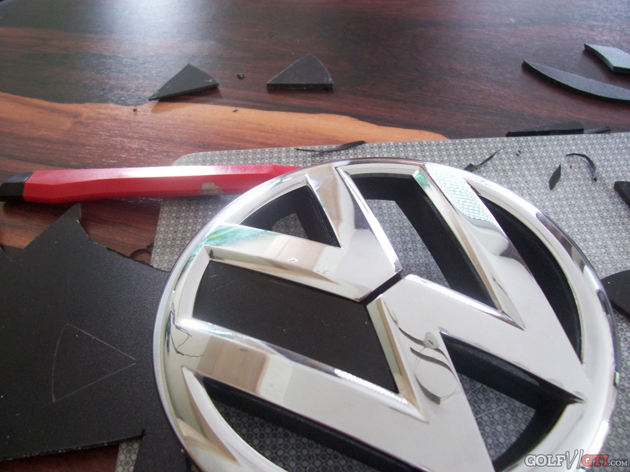 VW Zeichen Logo Emblem (Kühlergrill / Heckklappe) • Golf 7 GTI Community •  Forum